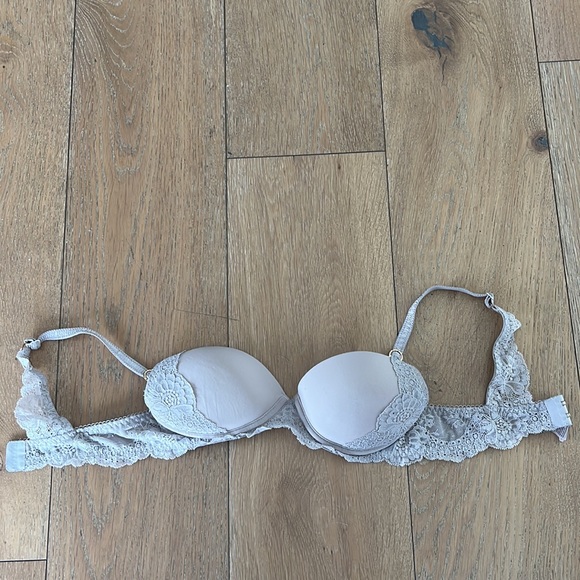 smooth & lace contour plunge bra - Picture 2 of 7